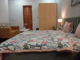 Mallenzo suites
