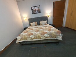 Mallenzo suites