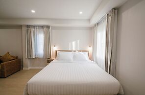 Eng Fah Luang Hotel