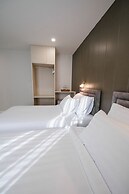 Eng Fah Luang Hotel