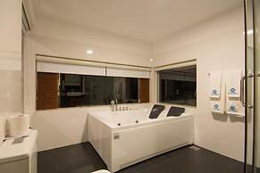 Okwin Resort