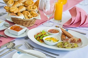 Okwin Resort