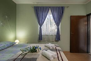 Seaview House Apartments