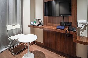 Sunbright Rooms Residency Hotel