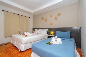 Lanta Beachfront Resort