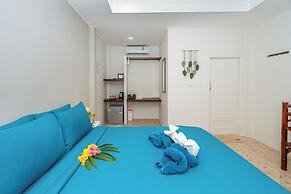 Lanta Beachfront Resort