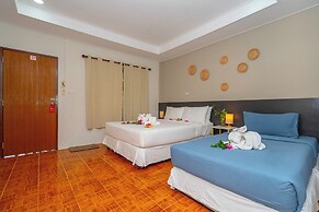 Lanta Beachfront Resort