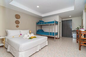 Lanta Beachfront Resort