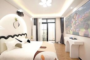 Chuxin Moshe Hotel