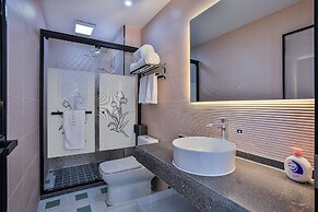 Chuxin Moshe Hotel