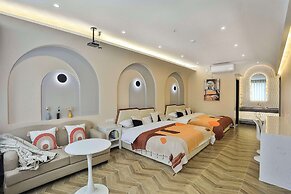 Chuxin Moshe Hotel