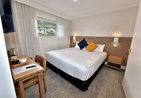 Lufra Beachside Hotel