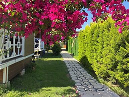 Karaöz Ada Bungalows & Villa