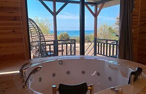 Karaöz Ada Bungalows & Villa
