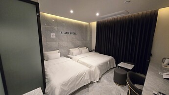 Hotel Island