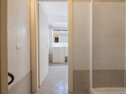 Chic & Quiet Apartment in San Babila