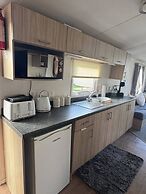 3 Bedroom Stunning Caravan Justin