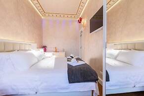 Piazza Venezia Luxury Suite