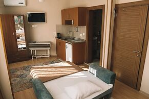 Green Life Apart Hotel