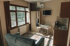 Green Life Apart Hotel
