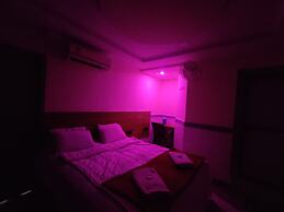 hotel yogeshwar