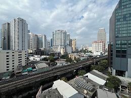 KROMO Bangkok, Curio Collection by Hilton