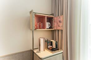 KROMO Bangkok, Curio Collection by Hilton