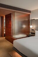 KROMO Bangkok, Curio Collection by Hilton