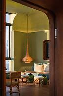KROMO Bangkok, Curio Collection by Hilton