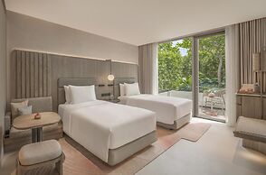 KROMO Bangkok, Curio Collection by Hilton