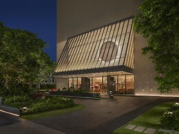 KROMO Bangkok, Curio Collection by Hilton