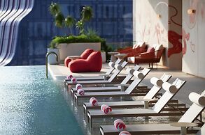 KROMO Bangkok, Curio Collection by Hilton