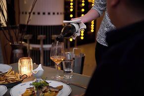 Kimpton Main Frankfurt by IHG