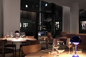 Kimpton Main Frankfurt by IHG