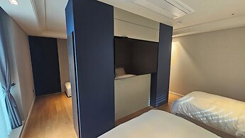 The Gleam Hotel