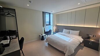 The Gleam Hotel