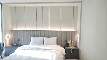 The Gleam Hotel