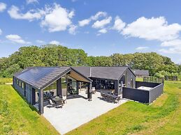 5 Star Holiday Home in Sydals