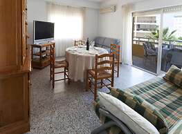River - Apartment In Daimus. Free Wifi