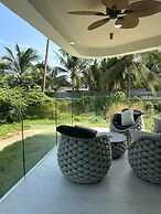 Beachside Residence