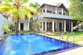 Surf Villa