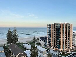 Luxury Hinterland View on Palm Beach