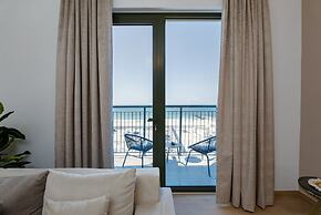Contemporary La Mer 1BR w Beach Access