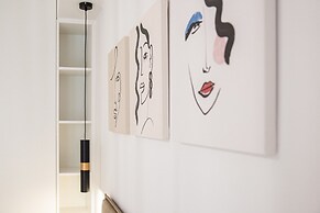 Luxury Chic Retreat Suites