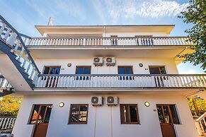 ApartHotel by PikHost