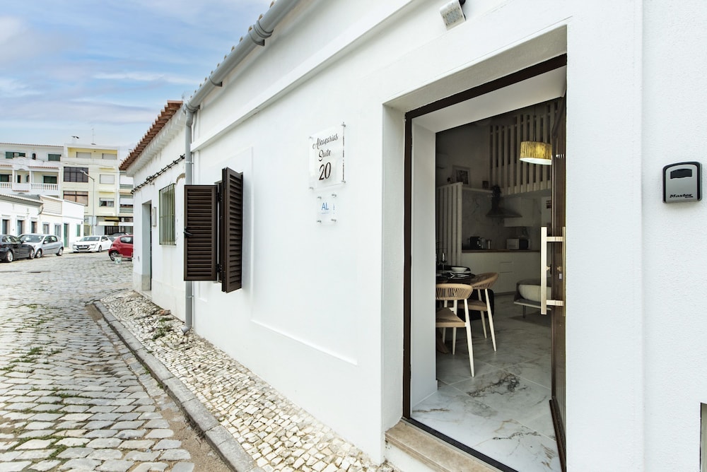 Alca Arias Suite 20
