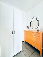 7 private Rooms in a spacious Villa