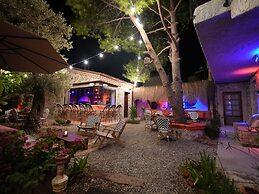 Chi House