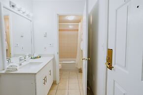 Western Budget Motel Plus Mosaic Suites
