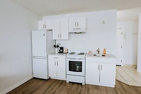 Western Budget Motel Plus Mosaic Suites